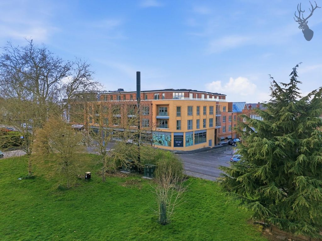 Property photo 1 of 26