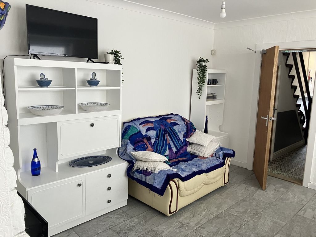 Property photo 2 of 10 Img_6211