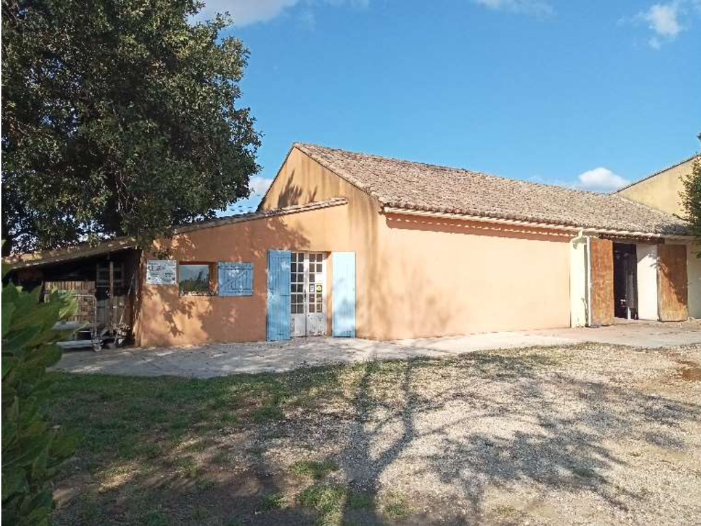 Property photo 2 of 3