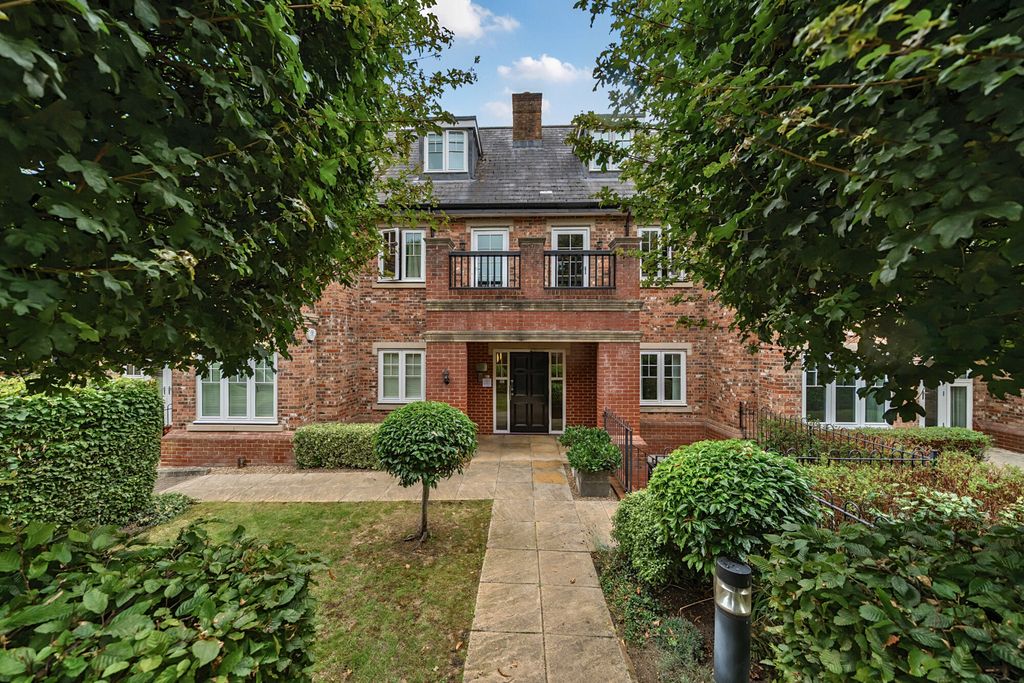 Property photo 1 of 33 1332763-4-6890A14...