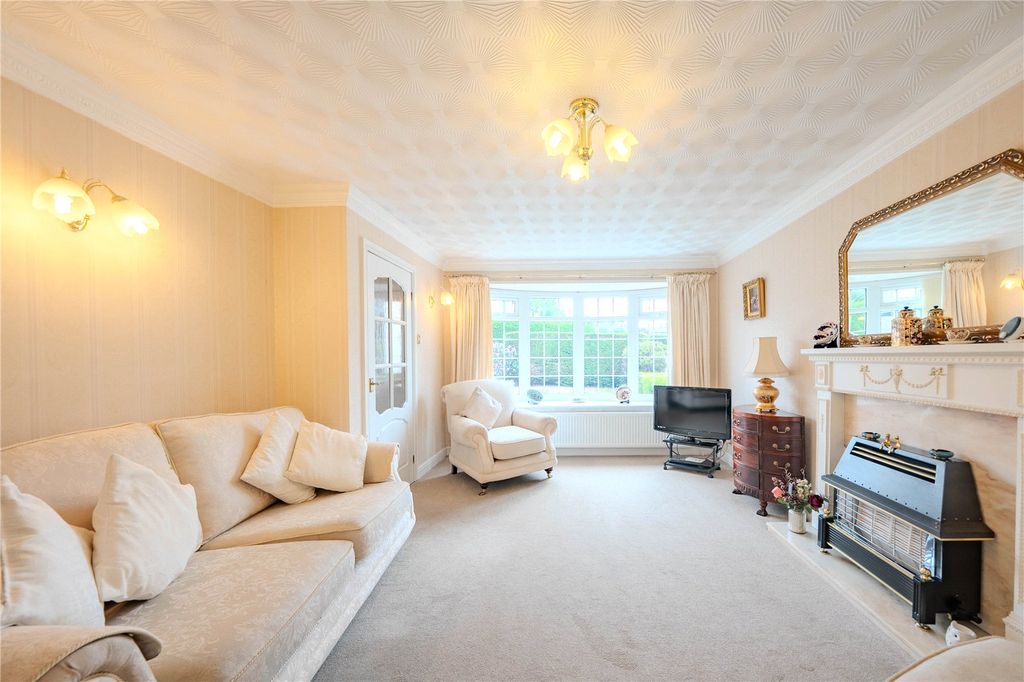 Property photo 2 of 16 Picture No. 10
