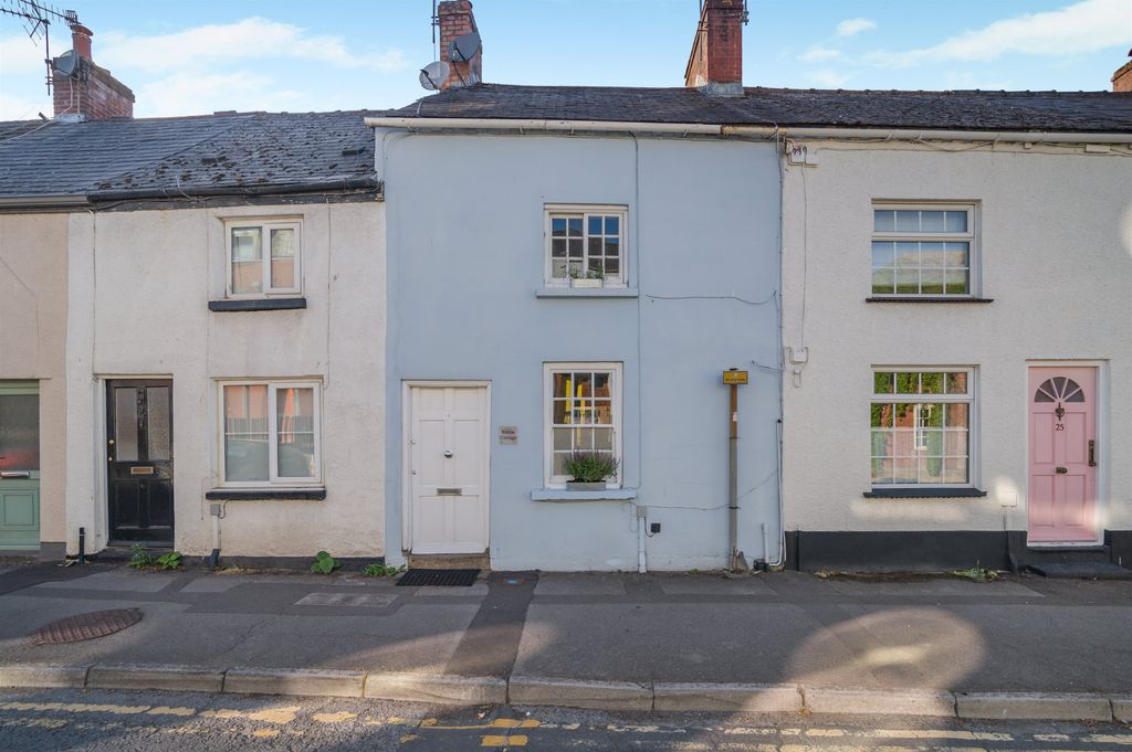 Property photo 1 of 24