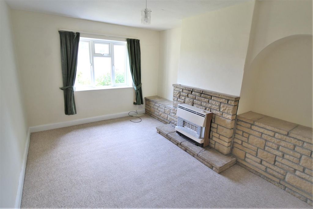 Property photo 3 of 13 Living Room