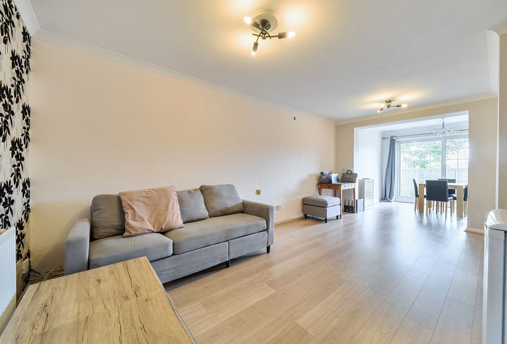 Property photo 2 of 10 1469669-1-6A1Dd6B...