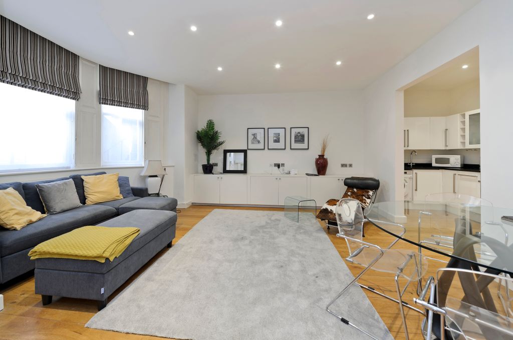 Property photo 1 of 8 25d Ennismore Gdns-4550