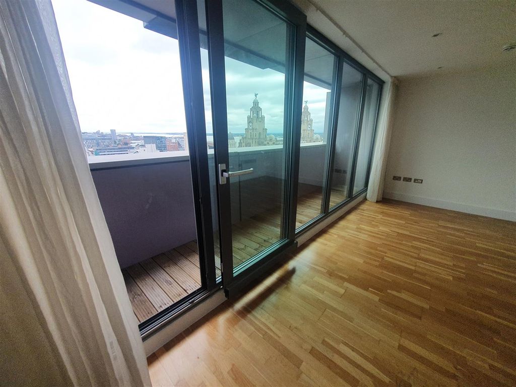 Property photo 3 of 19 Balcony