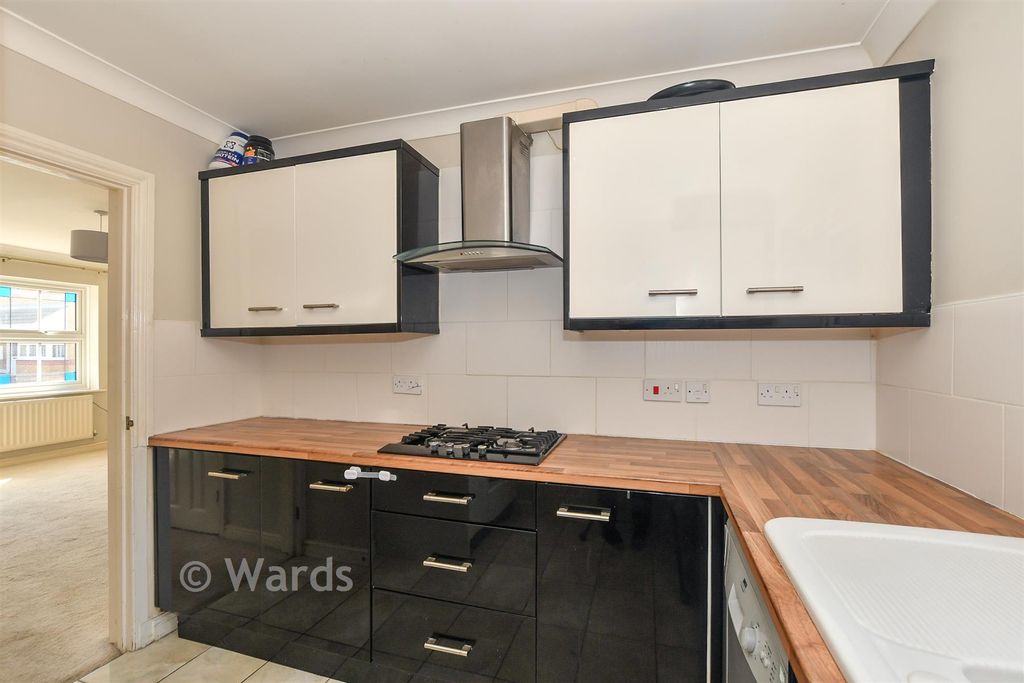 Property photo 1 of 15 Kitchen
