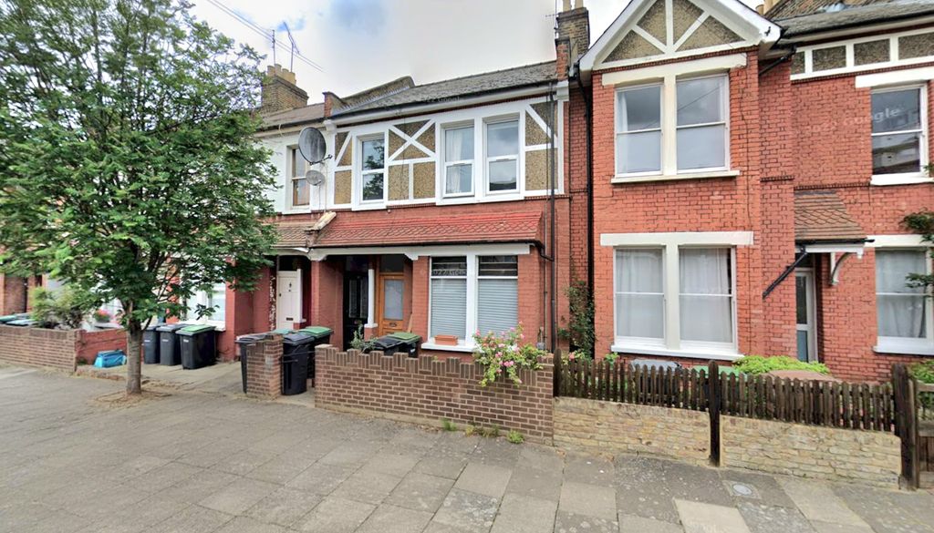 Property photo 1 of 11