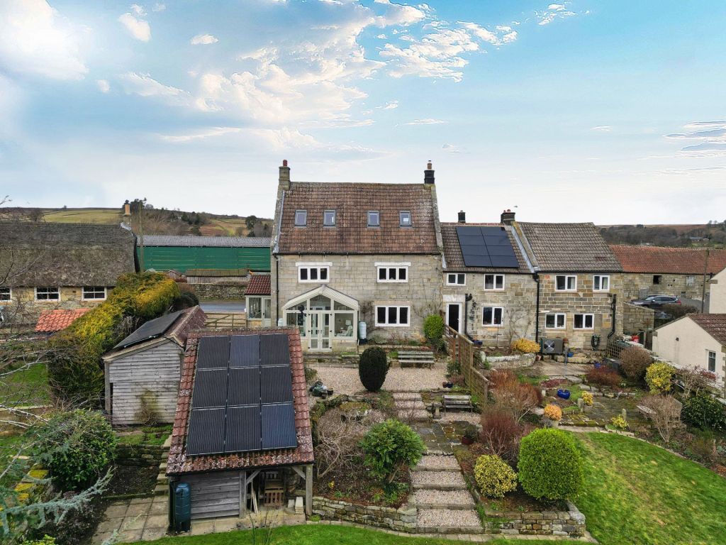 Property photo 1 of 30