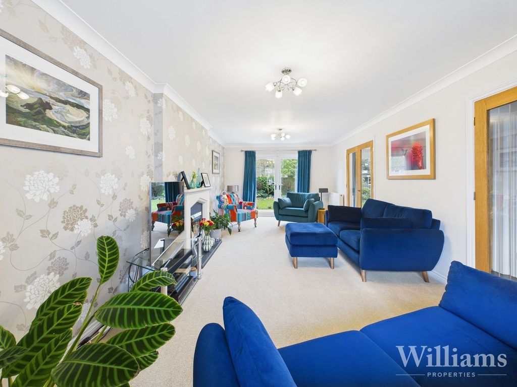 Property photo 3 of 20