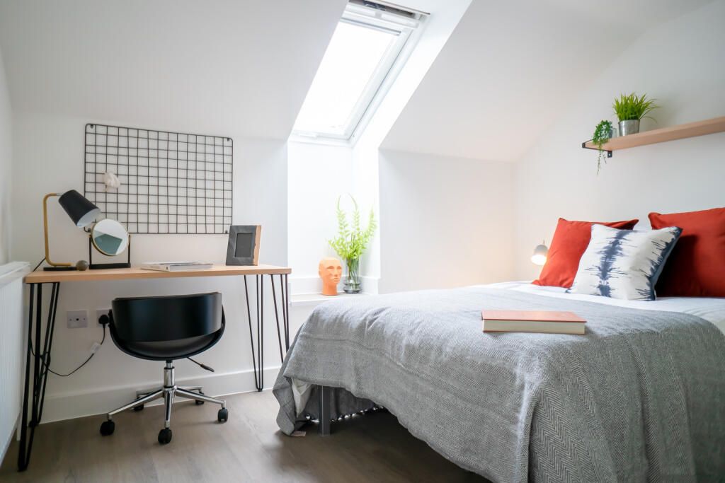 Property photo 3 of 5