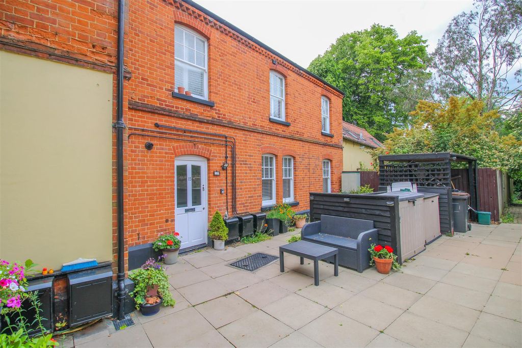 Property photo 1 of 12 Img_1300.Jpg