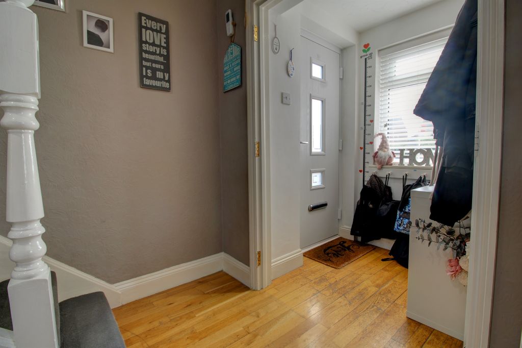 Property photo 2 of 24