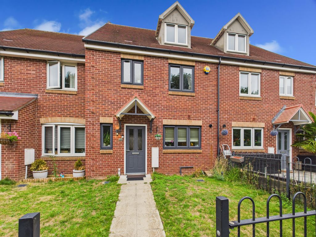 Property photo 1 of 15 Cam01354G0-Pr0565-Still028