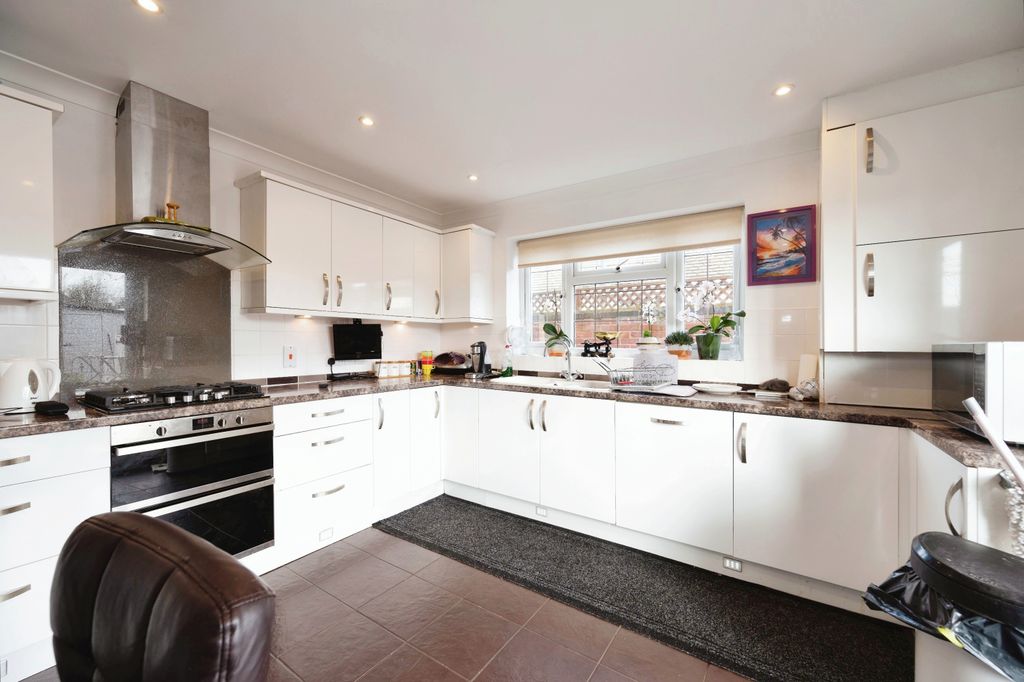 Property photo 3 of 15 Photography