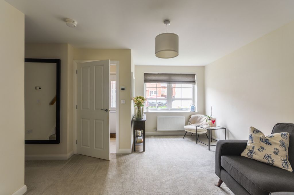 Property photo 3 of 16 Picture No. 25