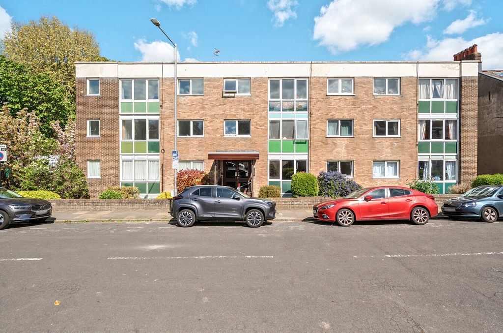 Property photo 1 of 10 1448172-25-69E606...