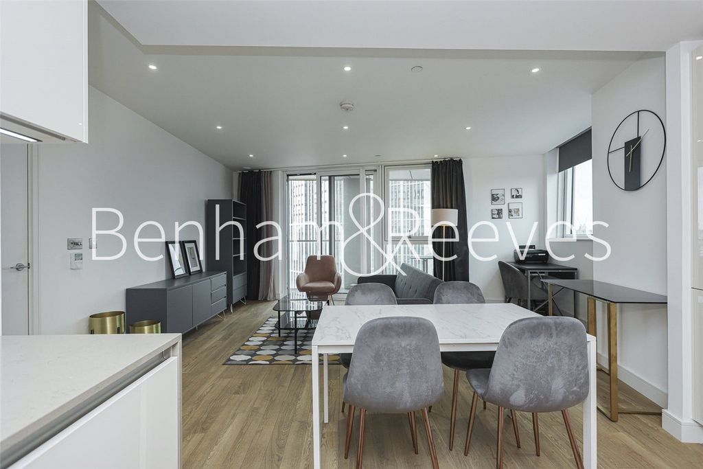 Property photo 3 of 14 Picture No. 04