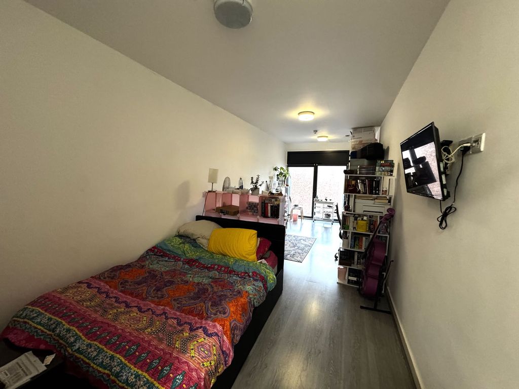 Property photo 2 of 11 Balticstudios9812Img_1450.Jpg