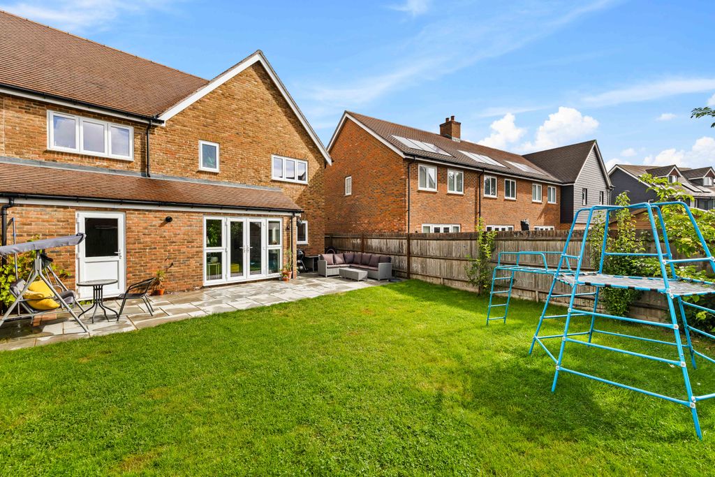 Property photo 1 of 21 Image22.Jpg