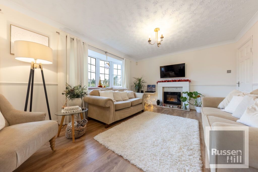 Property photo 2 of 28