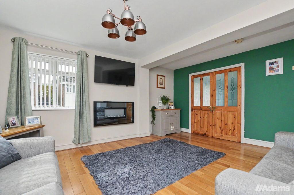 Property photo 2 of 43
