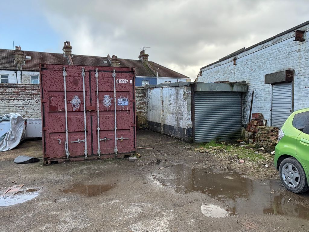 Property photo 2 of 2