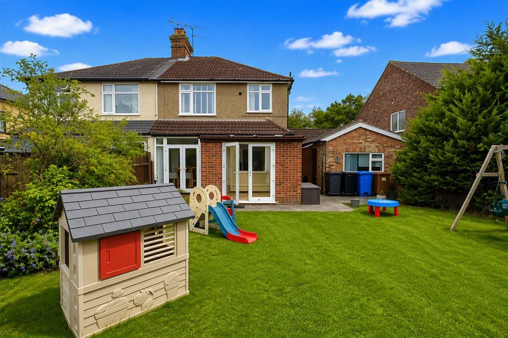 Property photo 3 of 17