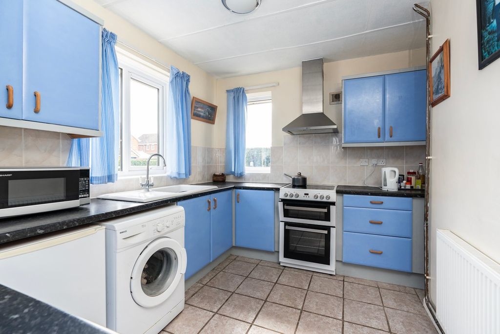 Property photo 3 of 13