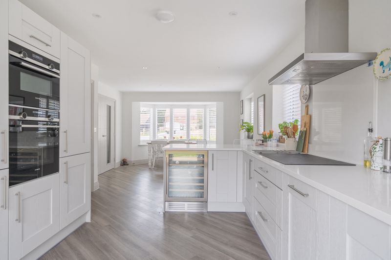 Property photo 3 of 23 Photo 17