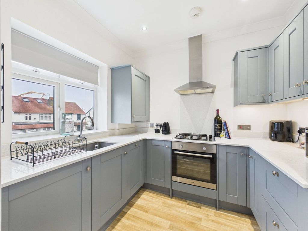 Property photo 3 of 9 Picture No. 15