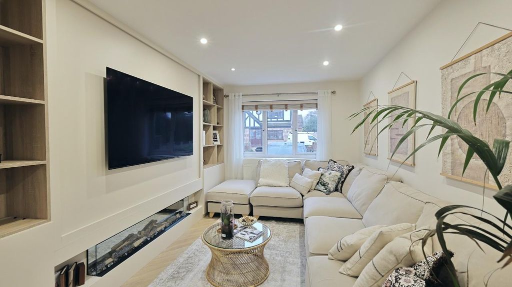 Property photo 2 of 14 Reception