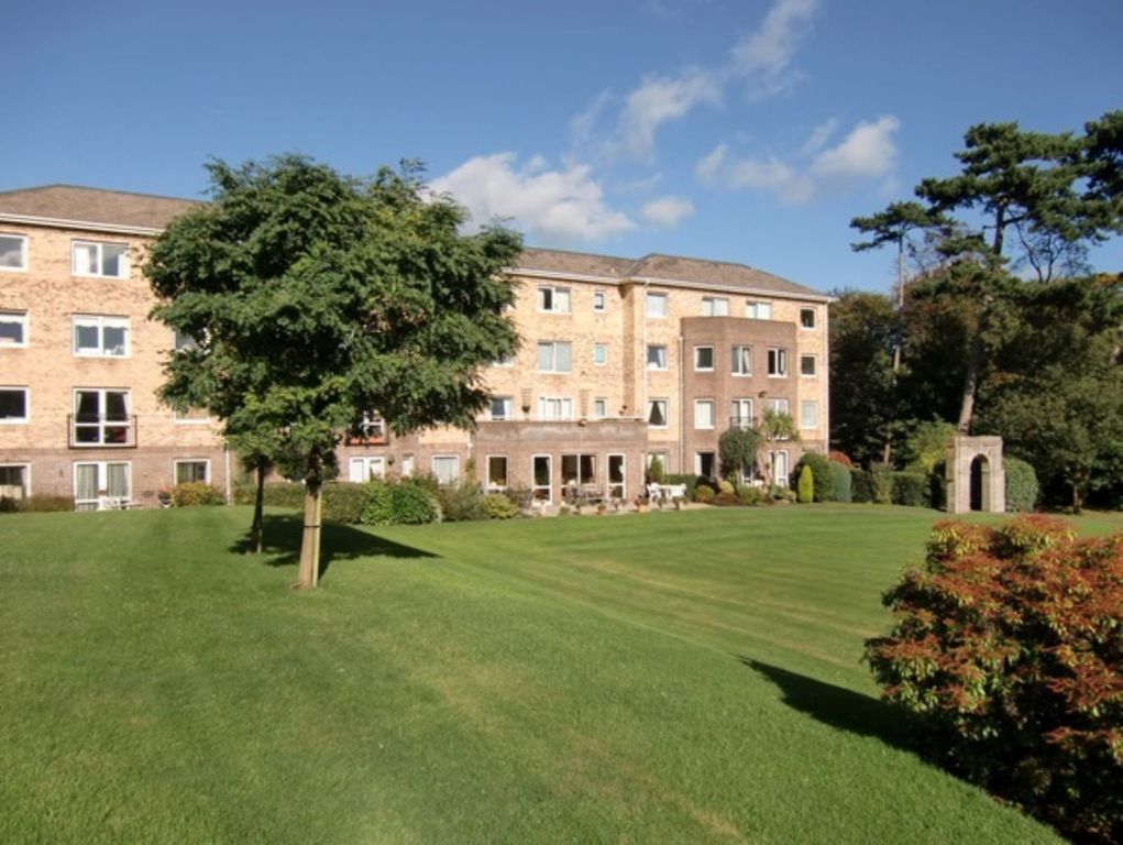 Property photo 3 of 14