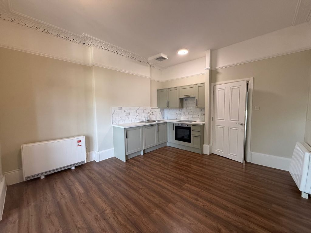 Property photo 2 of 7 12A8B9B0-d7Fe-42B4-A4A5-60Aa40917739