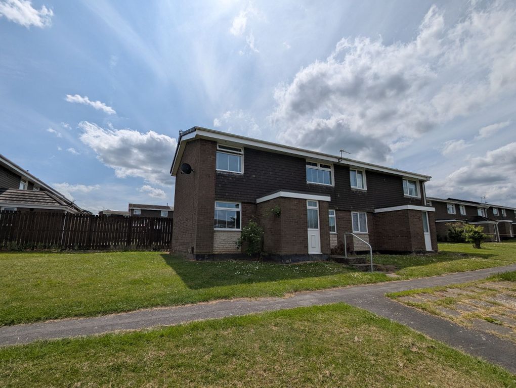 Property photo 1 of 17 Photograph 1