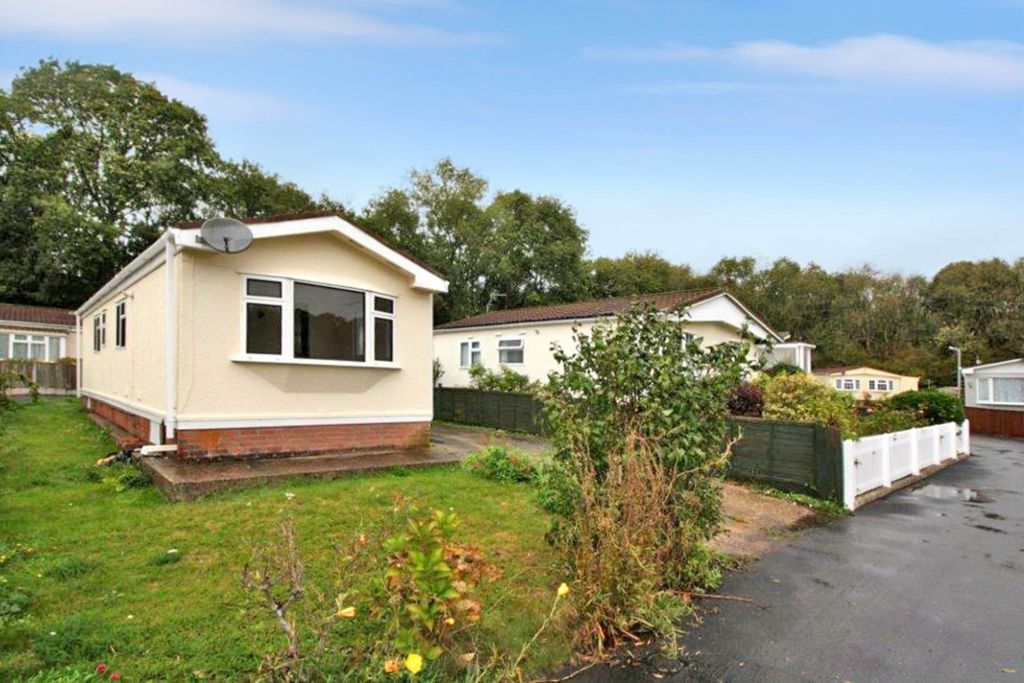 Property photo 1 of 6