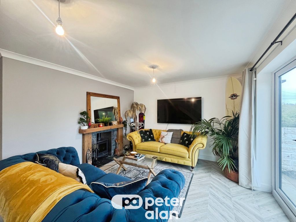 Property photo 2 of 15 Front