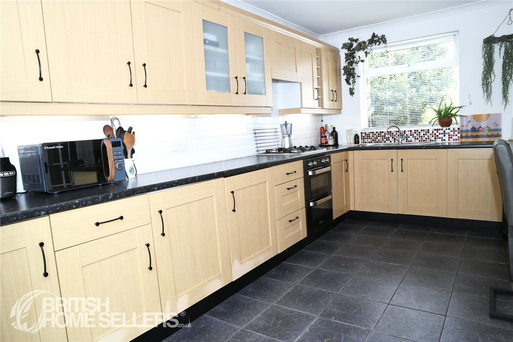 Property photo 3 of 55 Picture No. 93