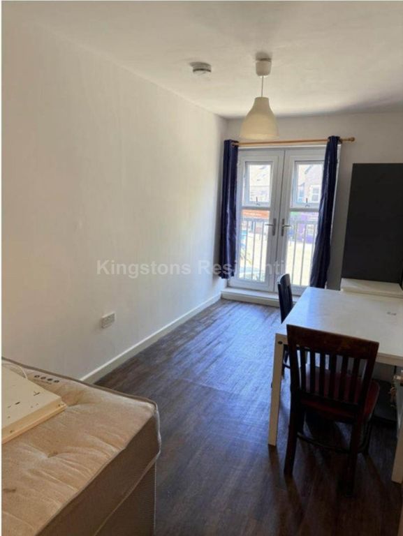 Property photo 2 of 4