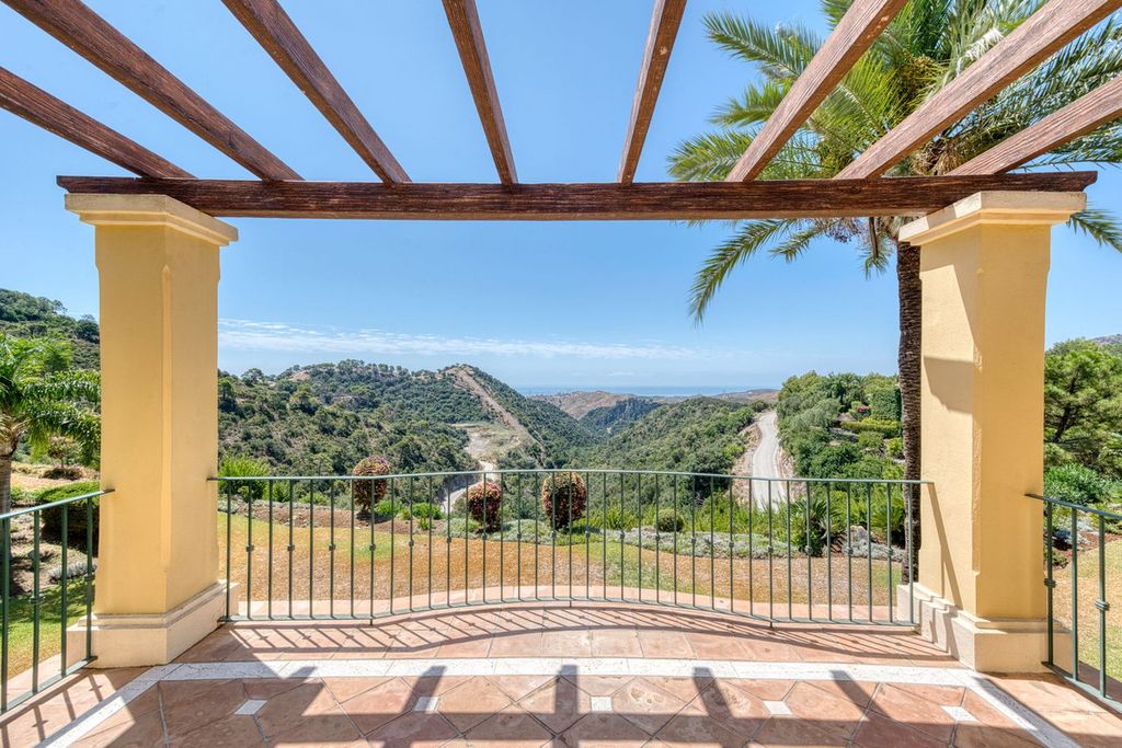 Property photo 2 of 47