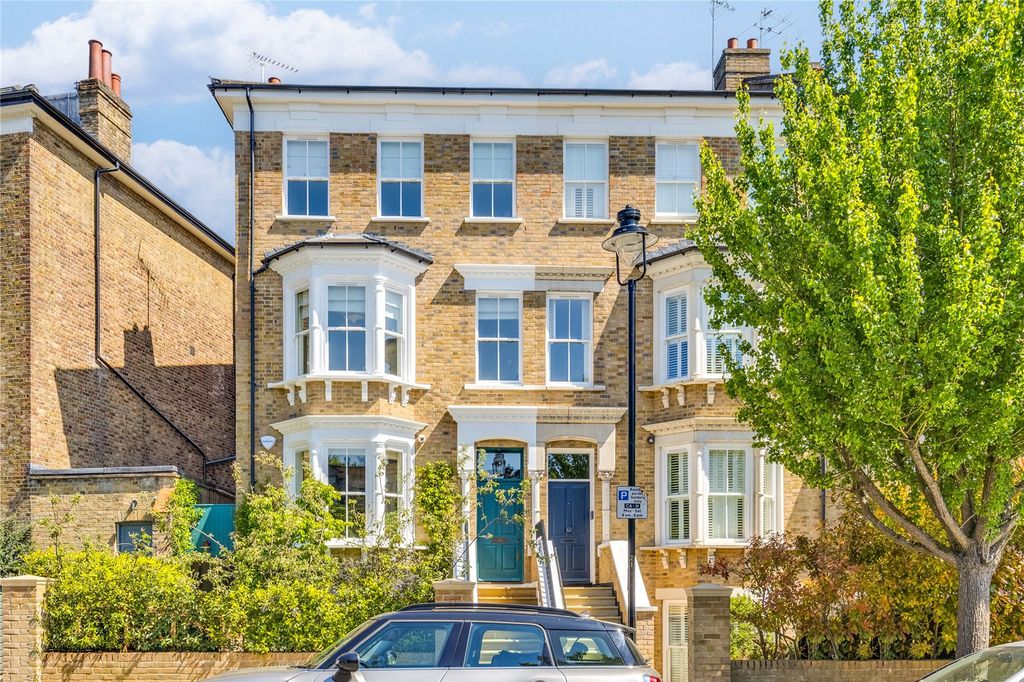 Property photo 1 of 28 Front External