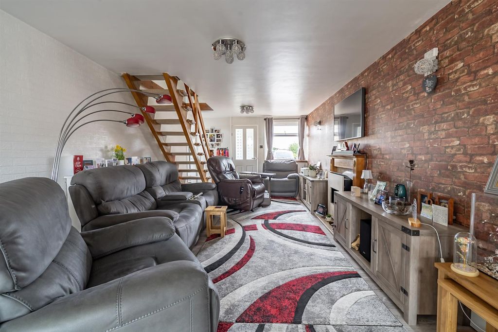 Property photo 3 of 18 20-_Dsc1628-Hdr.Jpg