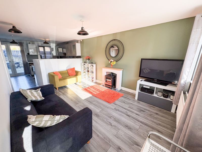 Property photo 3 of 13 Photo 7