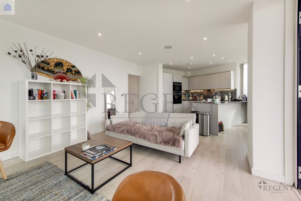 Property photo 1 of 16 (Main)