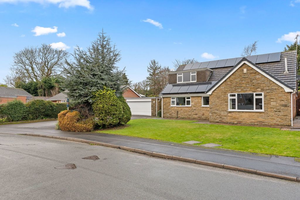 Property photo 1 of 36