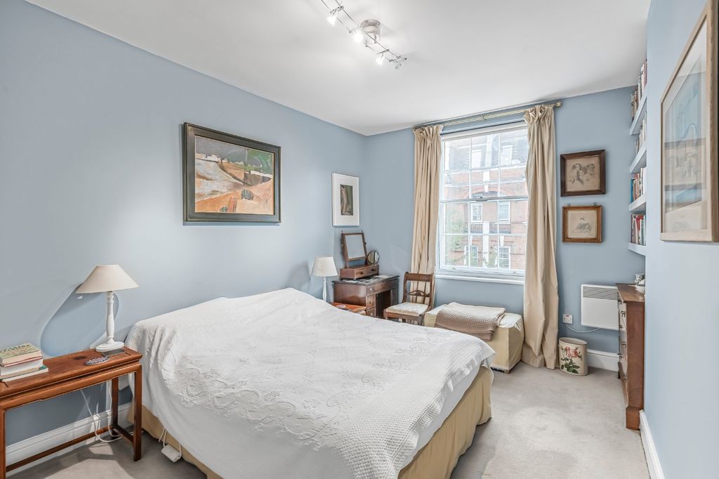 Property photo 3 of 16 Picture 3