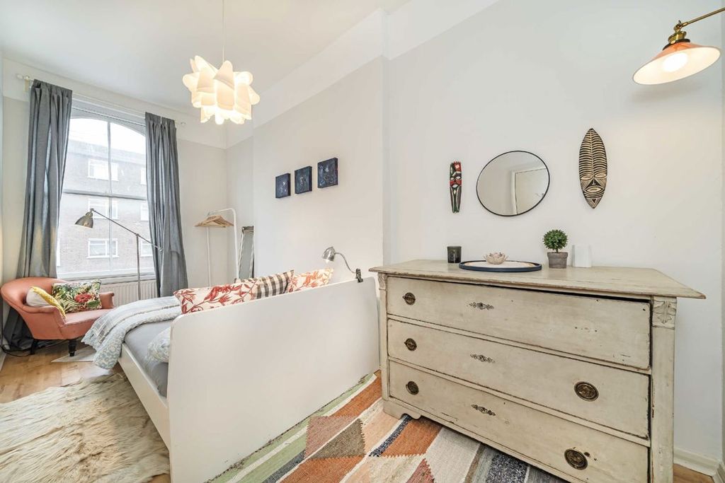 Property photo 3 of 5