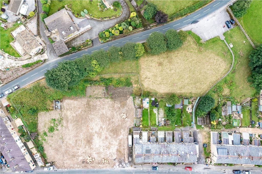 Property photo 1 of 6 Photo 3