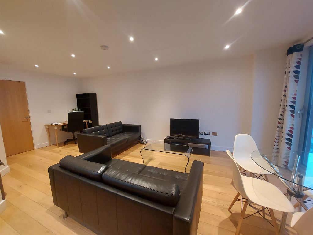 Property photo 3 of 18