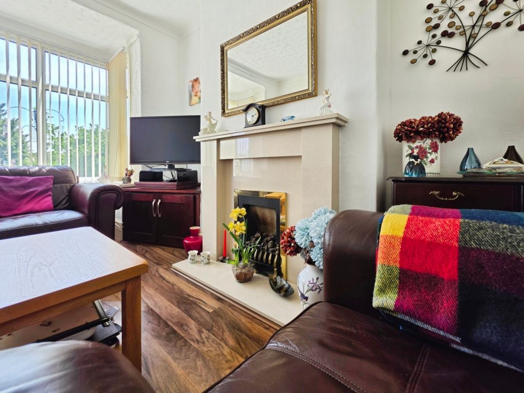 Property photo 3 of 19 Pbox-Img.Jpg
